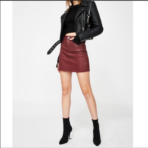 NEW BLANK NYC Burgundy Coated Denim Mini Skirt 28 - Picture 3 of 16